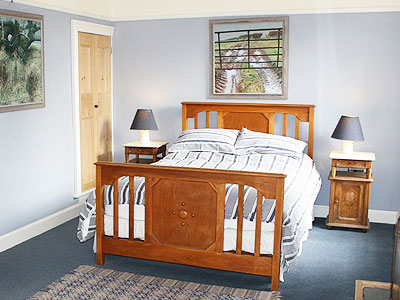 A Double room at Glynhir Mansion
